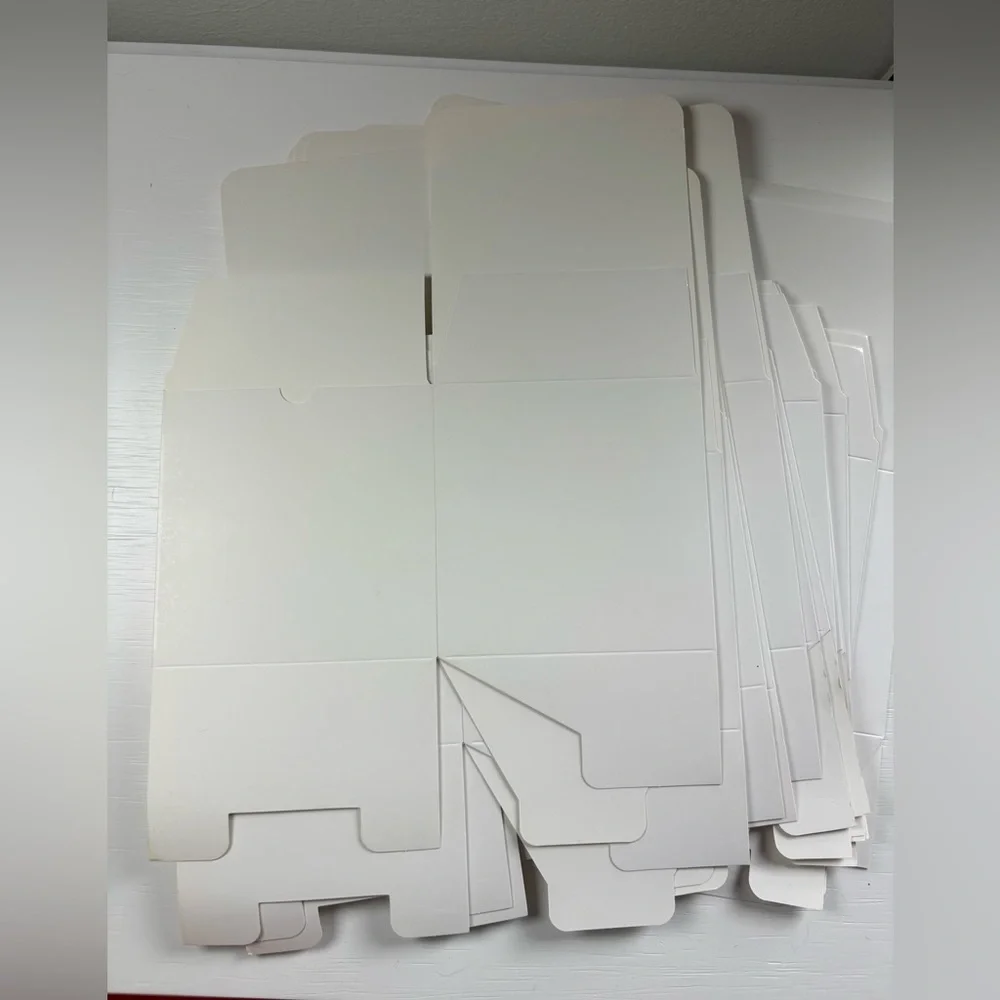 NWOT Set Of 16 White Gift Boxes